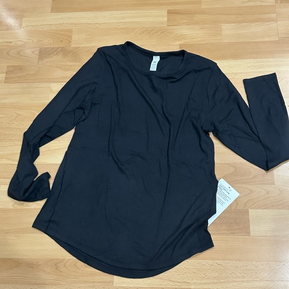 Brand New Hold Tight Long Sleeve in Black - Picture 1 of 11